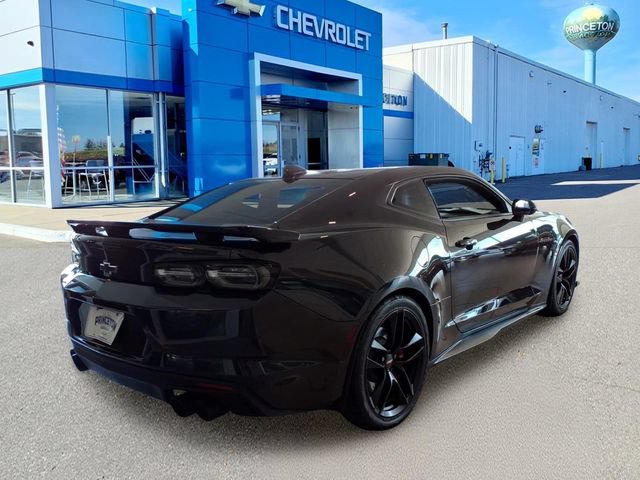 Used 2024 Chevrolet Camaro SS RWD image 3