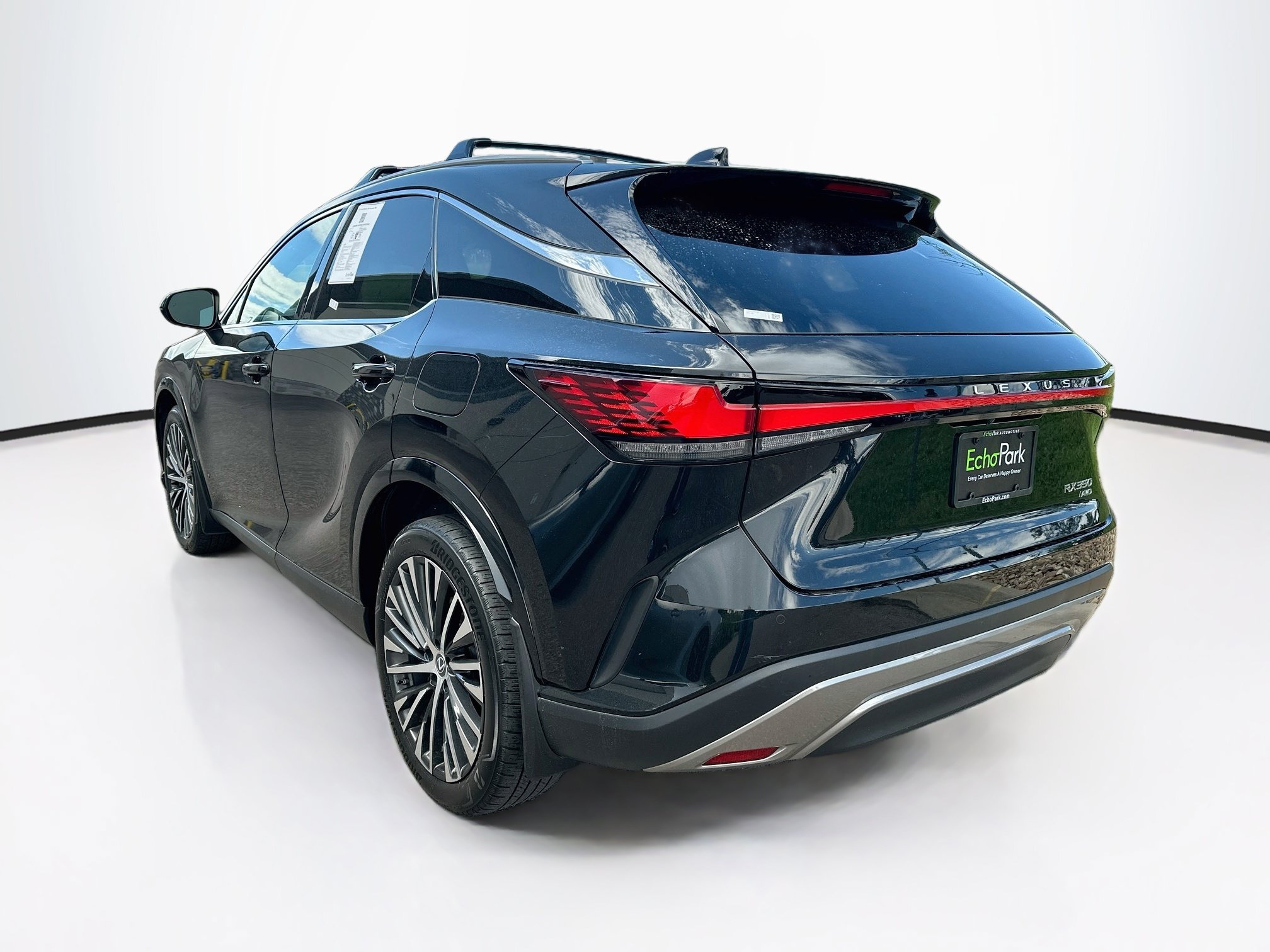 Used 2023 Lexus RX 350 Premium Plus w/ Cold Area Package AWD/4WD image 5