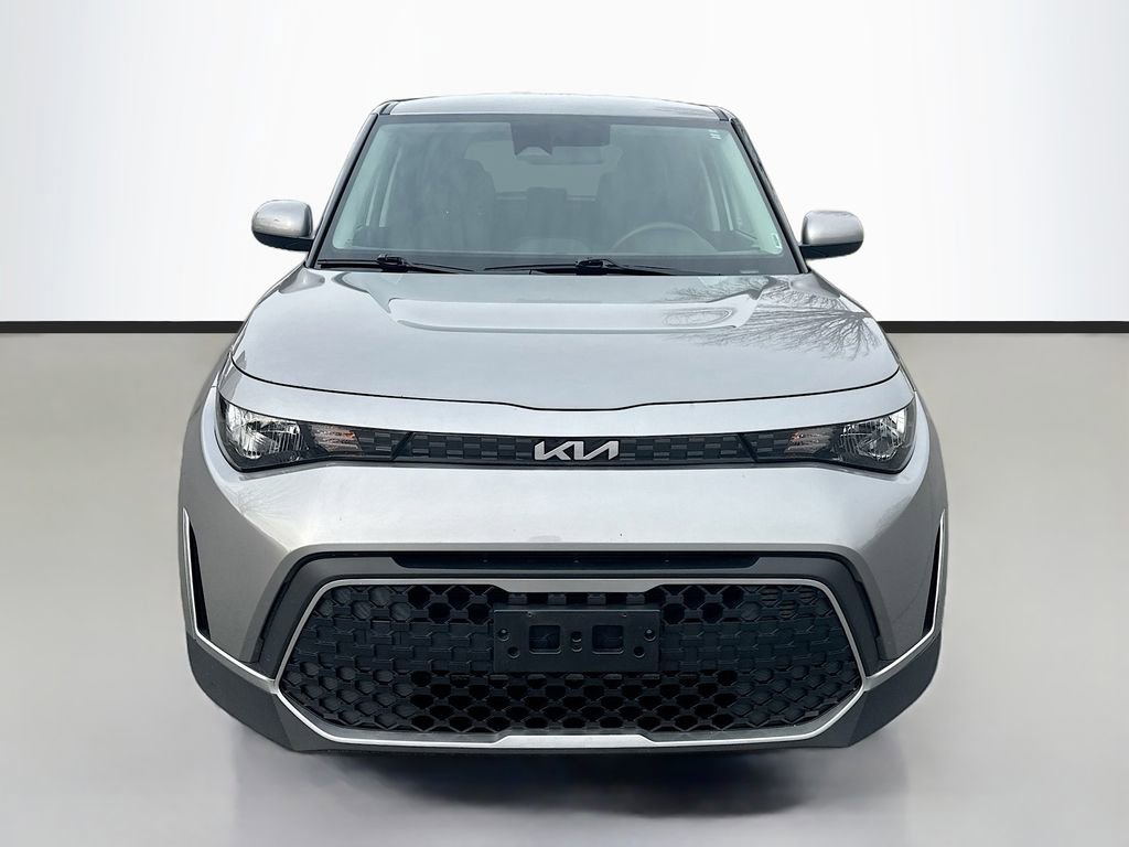 Used 2023 Kia Soul LX w/ Option Group 015 image 2