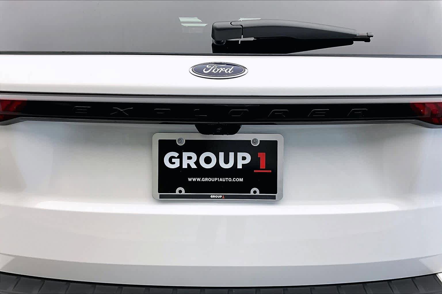 Used 2025 Ford Explorer ST-Line image 32