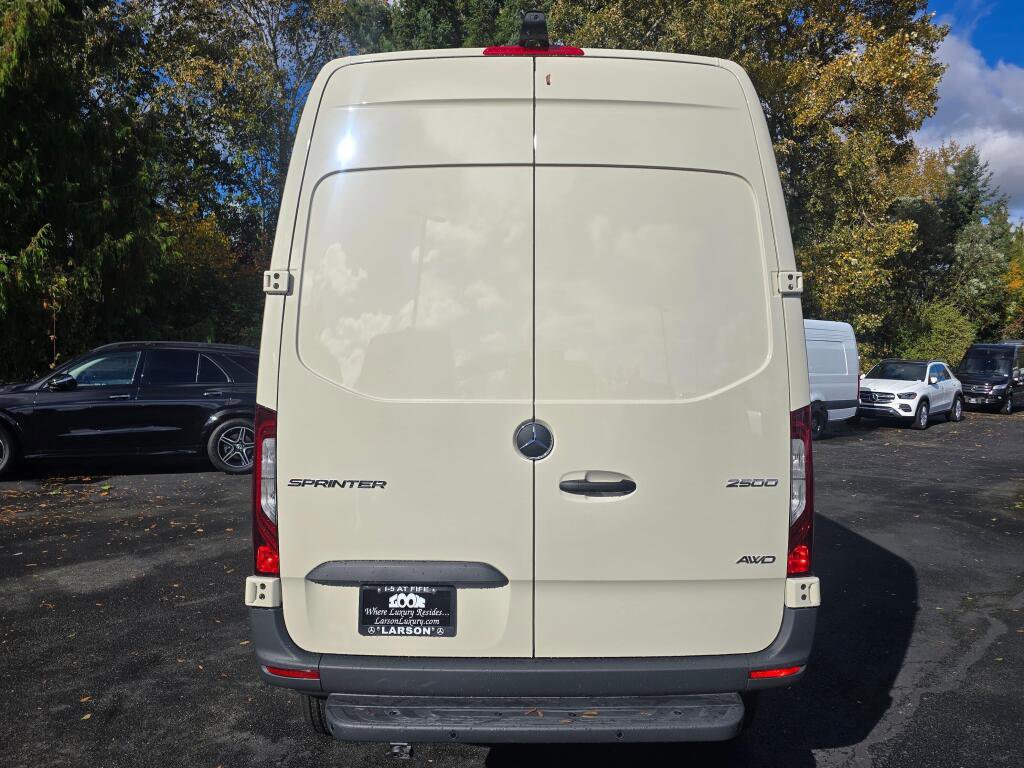 New 2026 Mercedes-Benz Sprinter 144 Cargo image 5