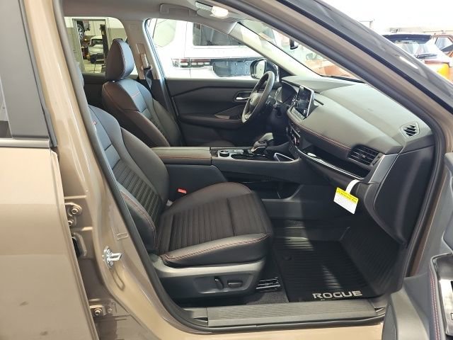New 2026 Nissan Rogue SV image 25