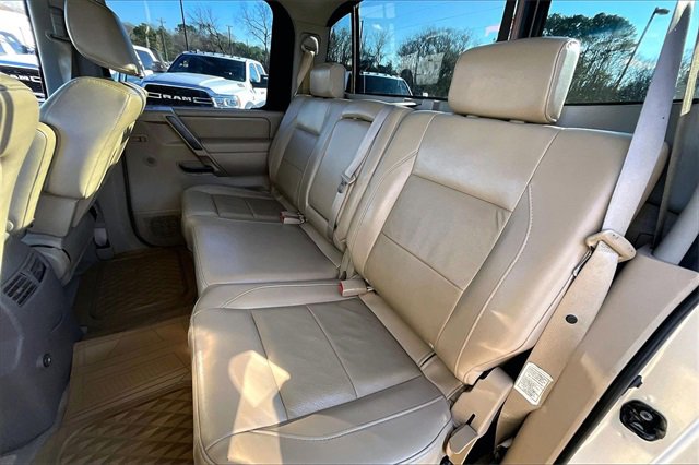 Used 2008 Nissan Titan LE w/ Tow Pkg image 18