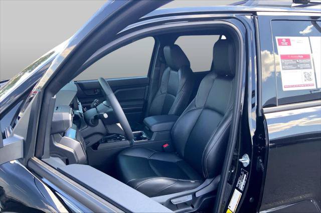 Certified 2025 Toyota 4Runner SR5 AWD/4WD image 8