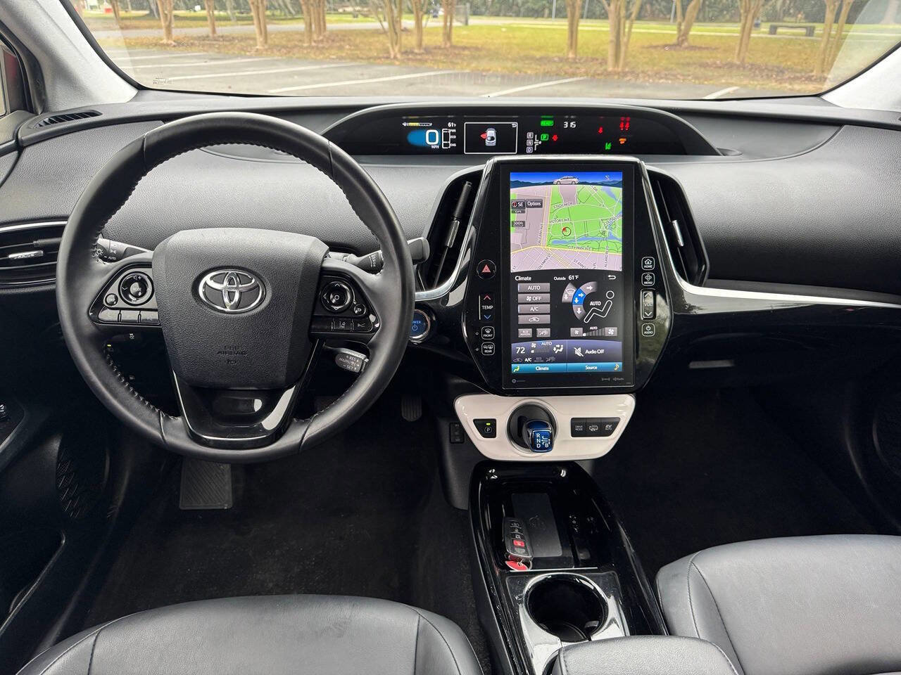 Used 2018 Toyota Prius Prime Premium image 16