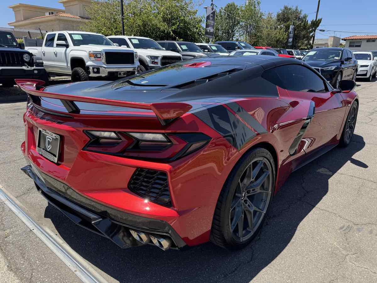 Used 2025 Chevrolet Corvette Stingray Preferred Cpe w/ Z51 Performance Package RWD image 7