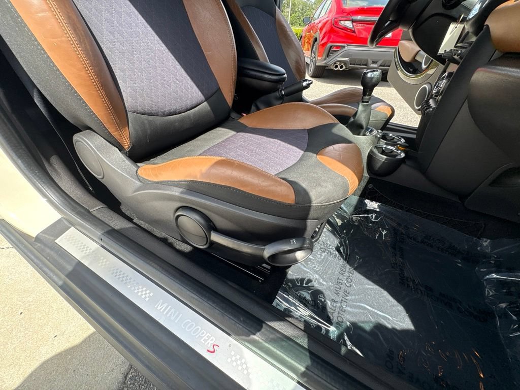 Used 2012 MINI Cooper Roadster S FWD image 16