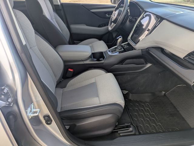 Used 2025 Subaru Outback Premium image 25