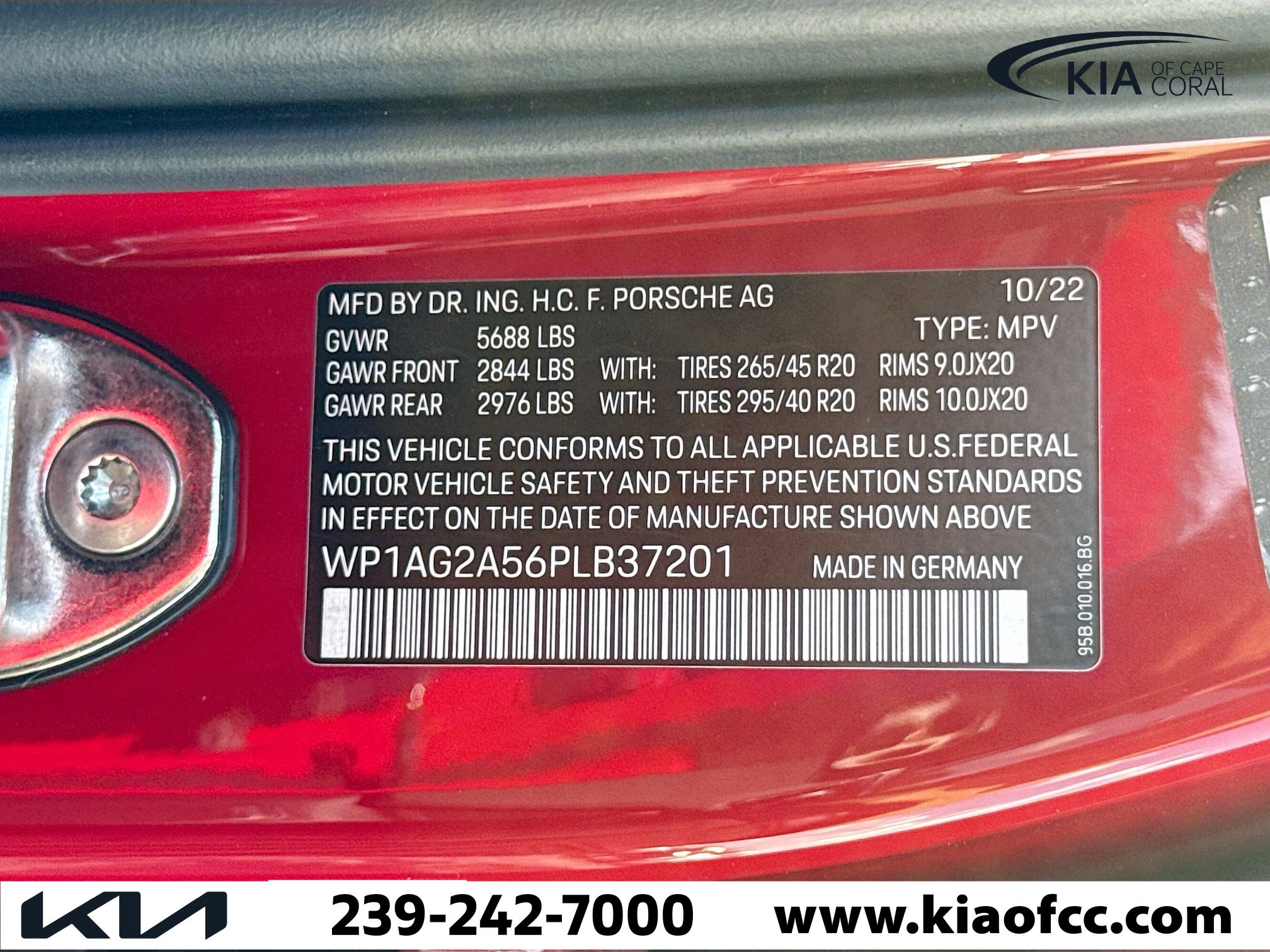 Used 2023 Porsche Macan S image 42