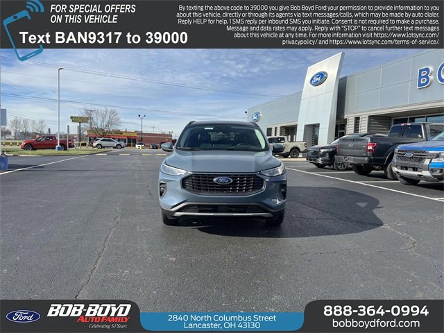 New 2025 Ford Escape SE image 2