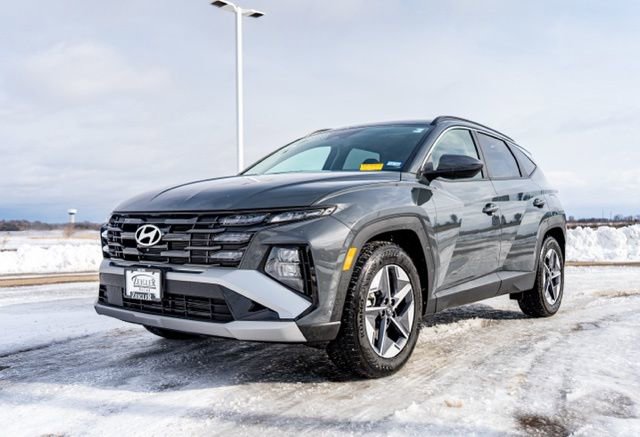 Used 2026 Hyundai Tucson SEL FWD image 3