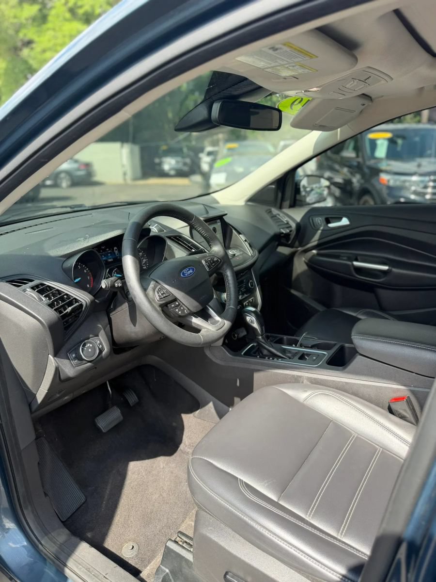 Used 2019 Ford Escape SEL AWD/4WD image 12
