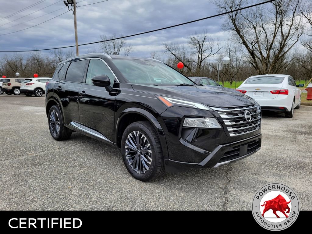 Used 2025 Nissan Rogue Platinum image 8