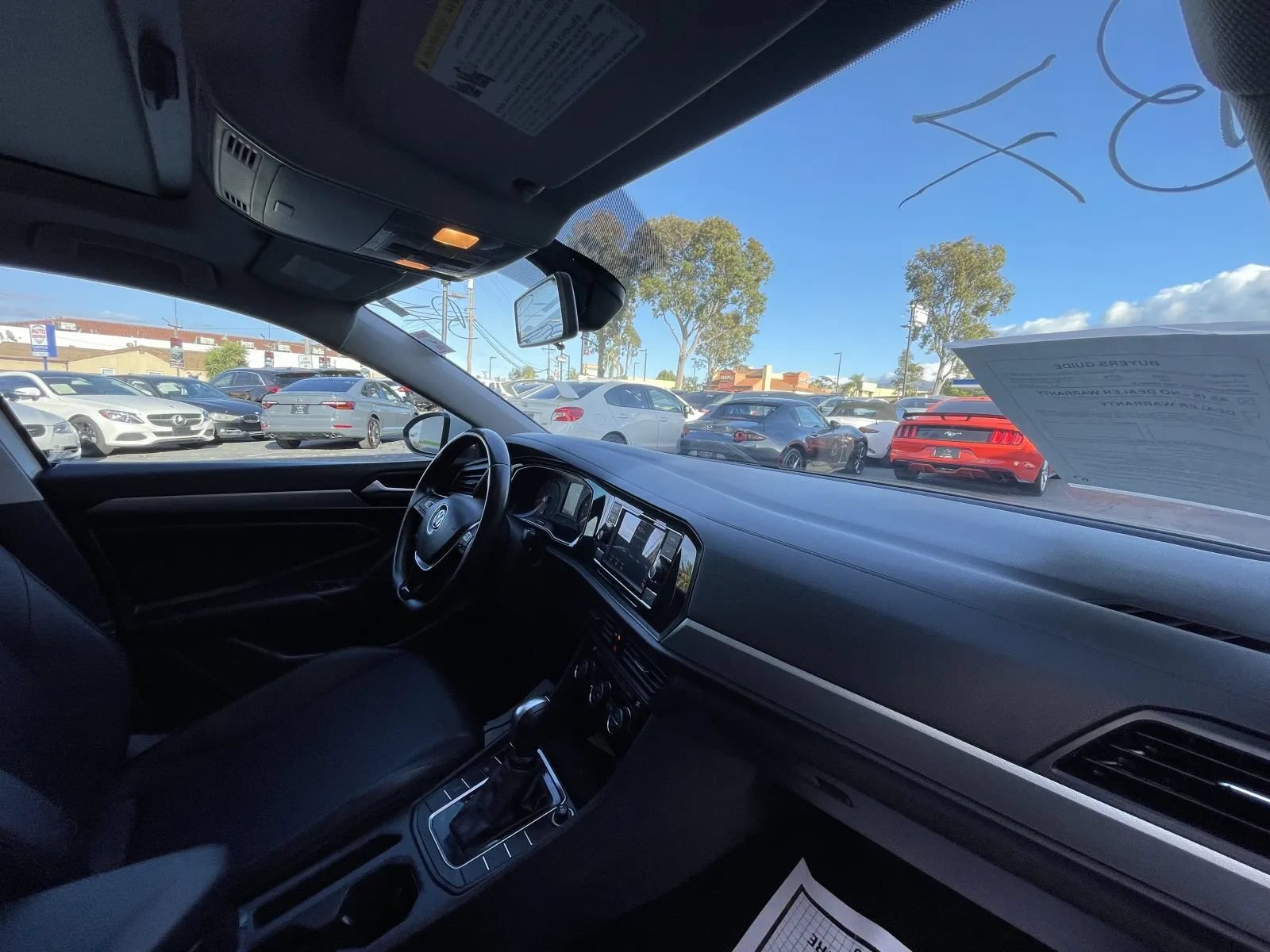 Used 2019 Volkswagen Jetta SE FWD image 12