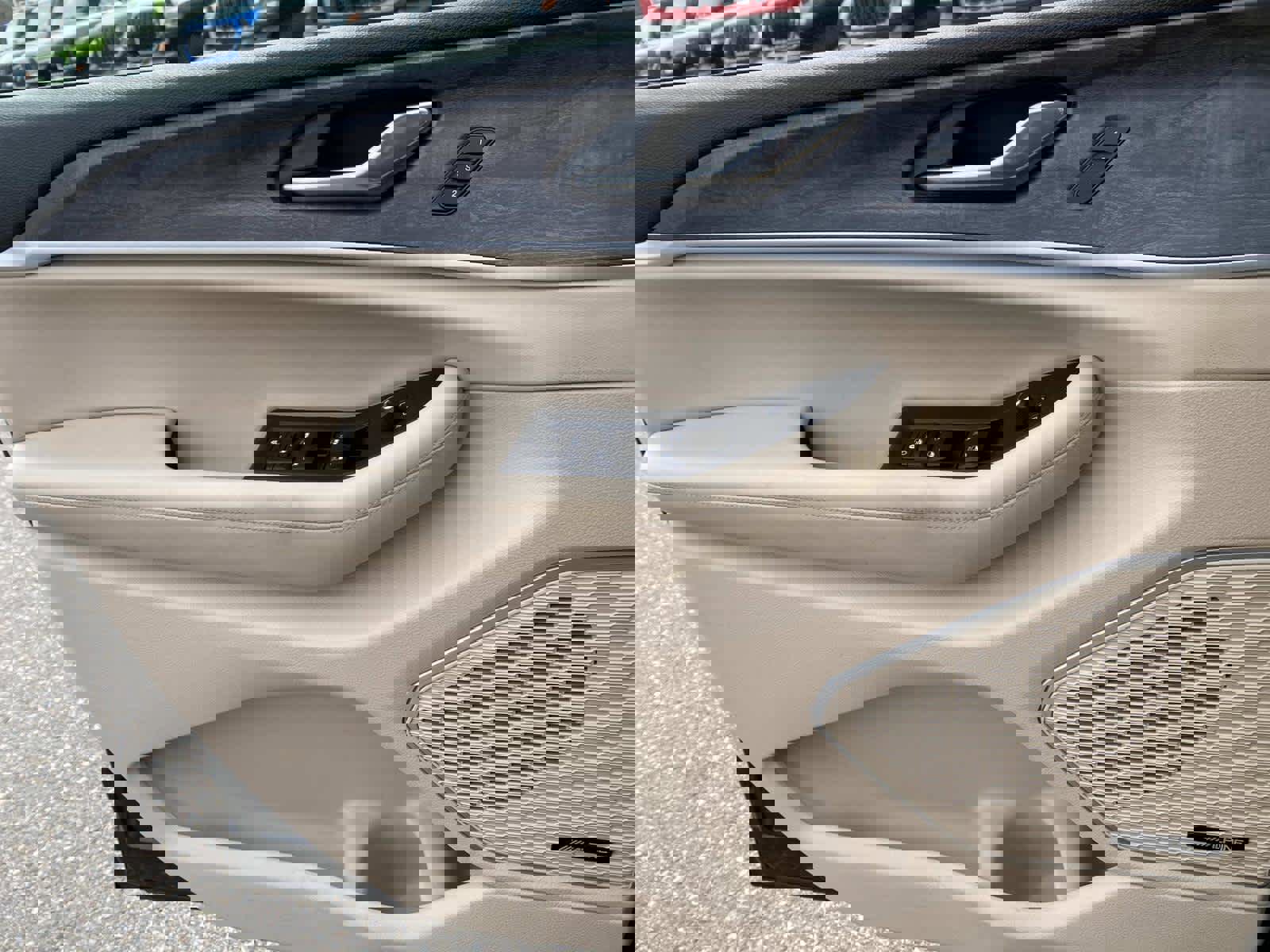 Certified 2022 Jeep Grand Cherokee L Limited image 21