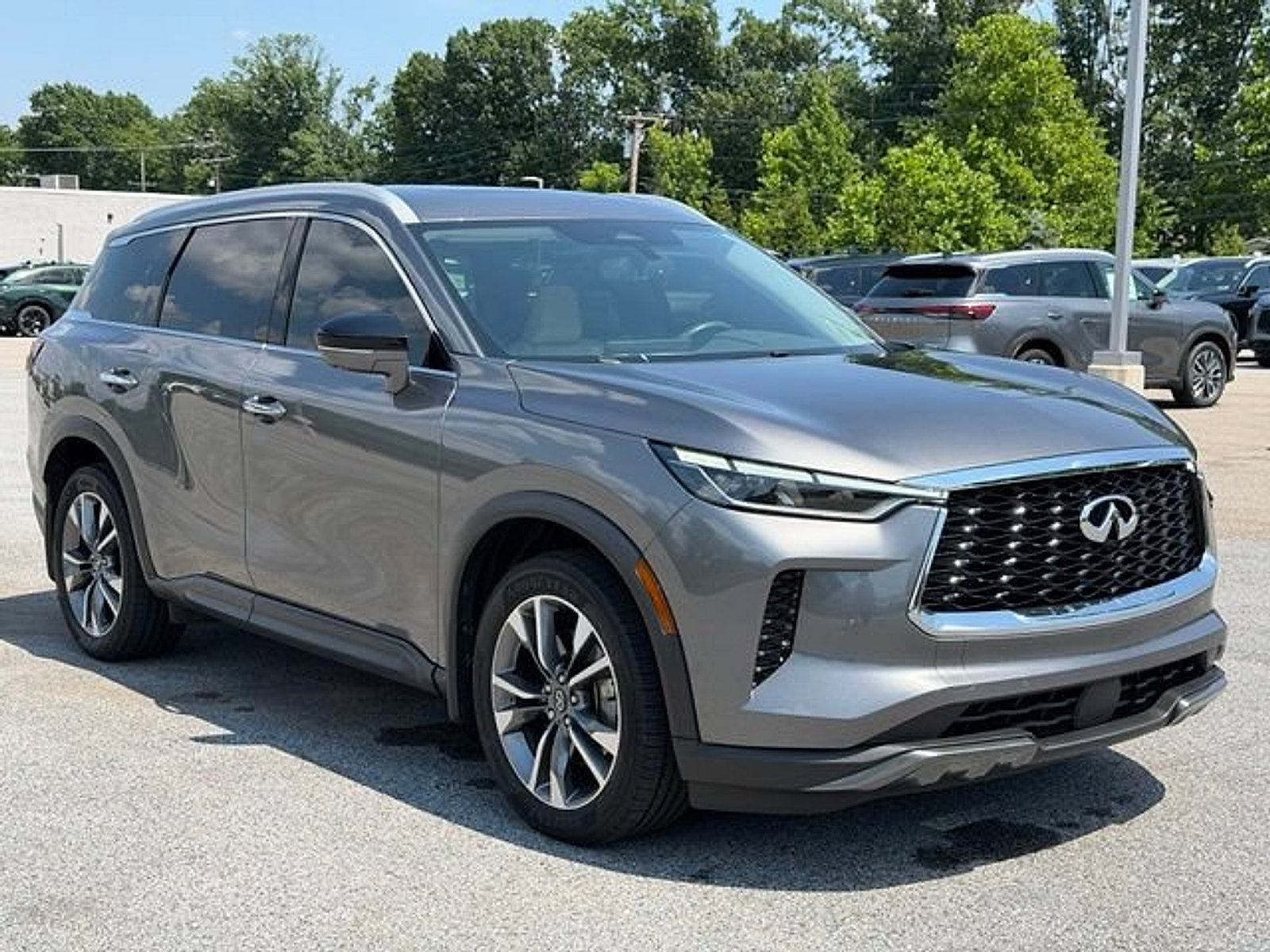 Used 2022 INFINITI QX60 Luxe w/ Cargo Package AWD/4WD image 1