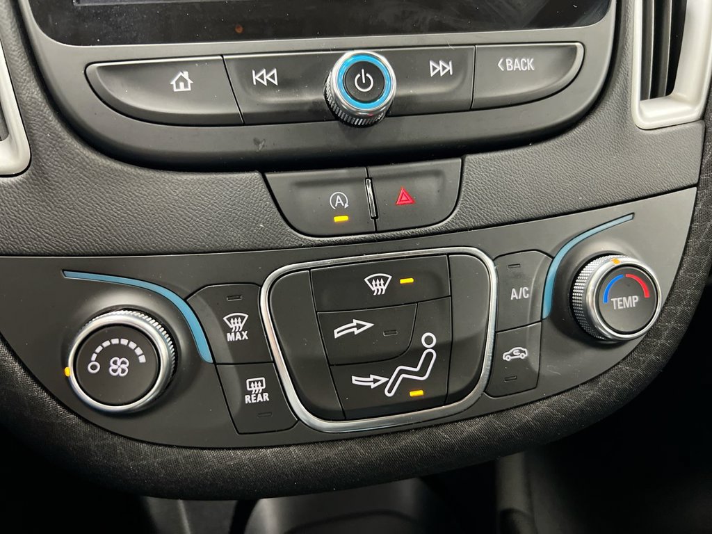 Used 2022 Chevrolet Malibu LS FWD image 16