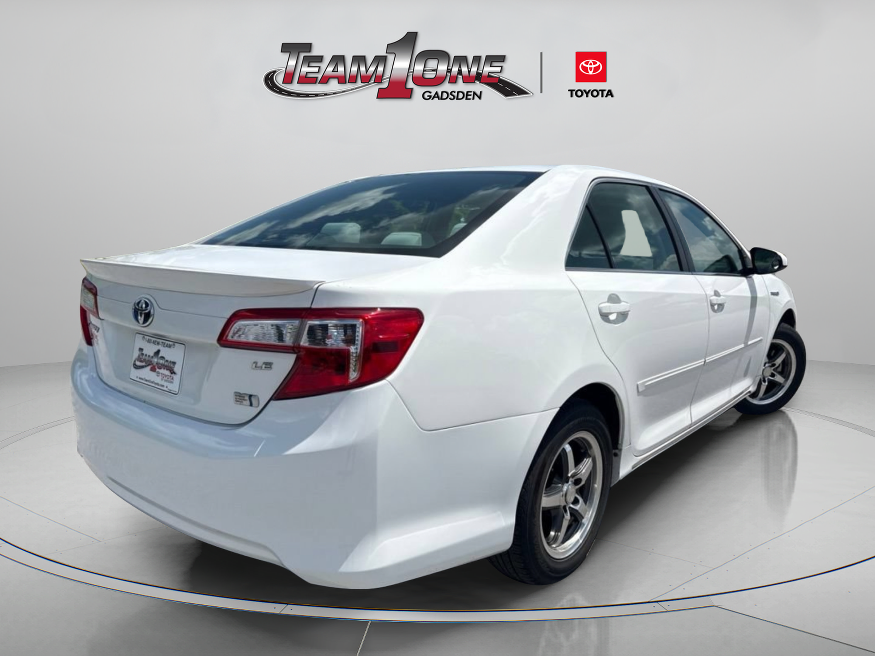 Used 2012 Toyota Camry LE FWD image 7