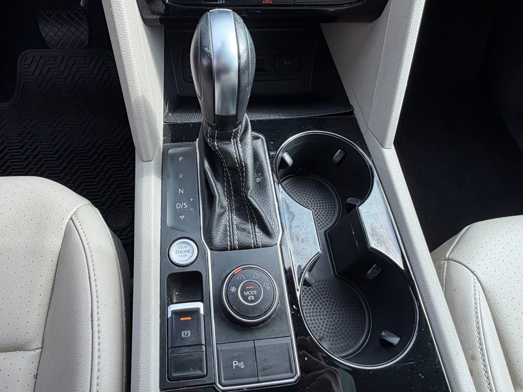 Used 2021 Volkswagen Atlas SEL image 25