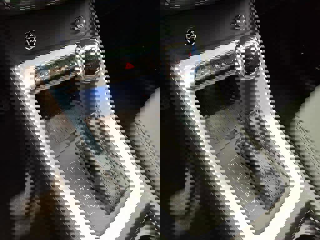 Used 2025 Audi Q3 2.0T Premium Plus w/ Premium Plus Package image 14