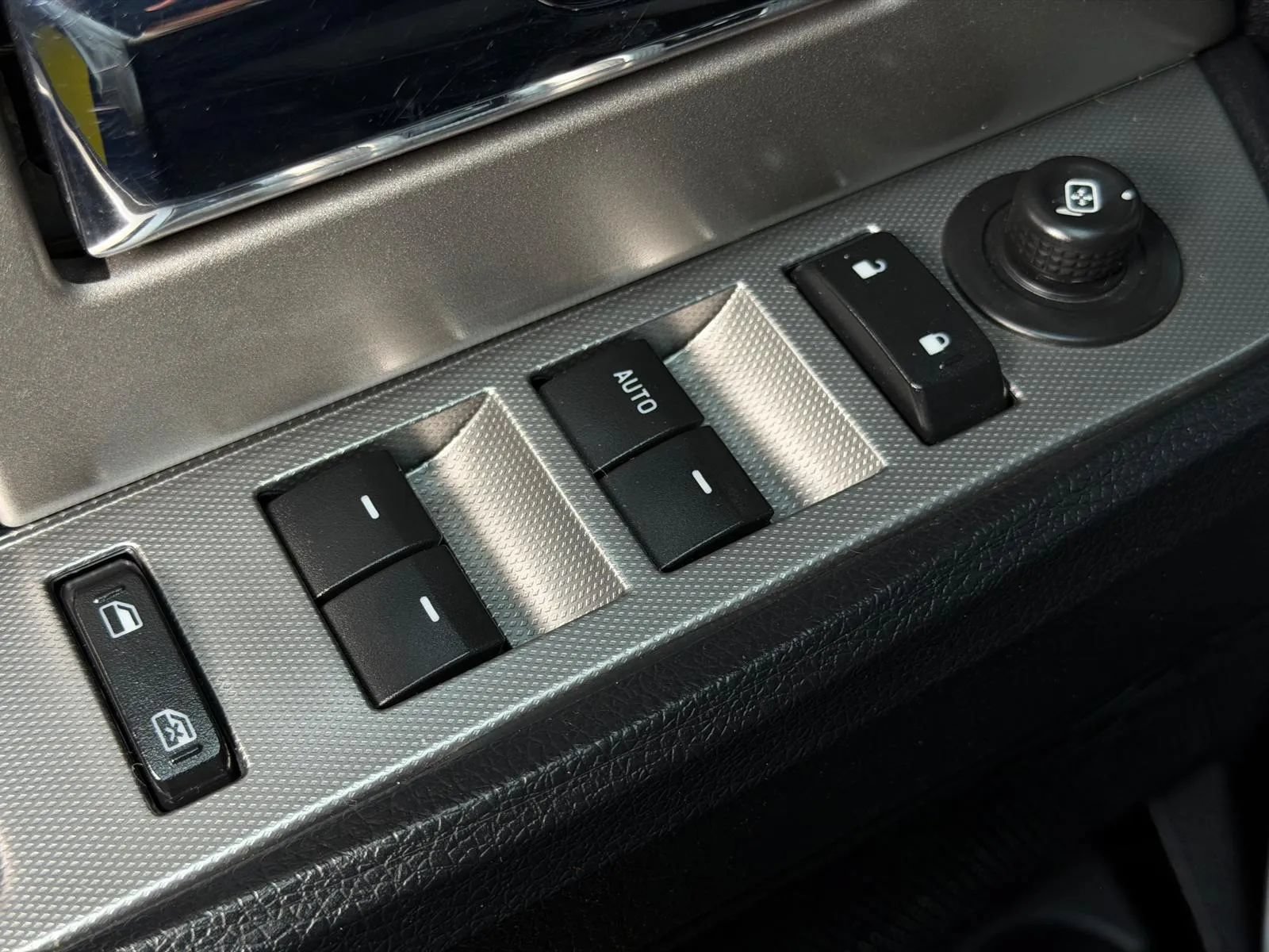 Used 2017 Ford Expedition EL XLT AWD/4WD image 28