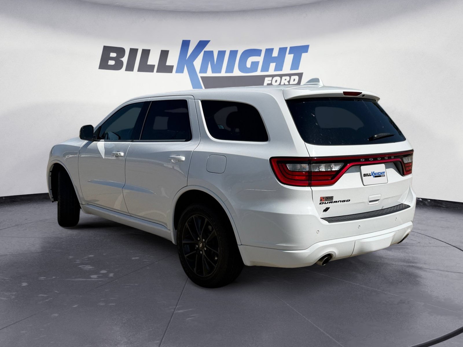 Used 2019 Dodge Durango SXT AWD/4WD image 3