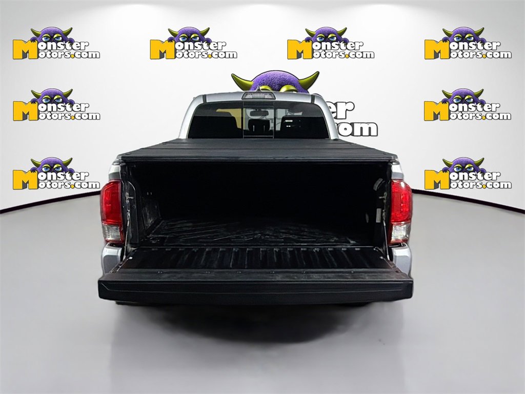 Used 2017 Toyota Tacoma SR5 image 26