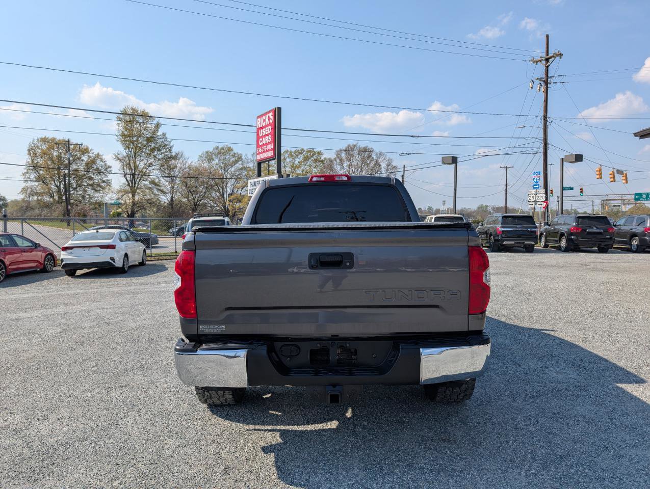 Used 2015 Toyota Tundra SR5 w/ TRD Off Road Package image 8