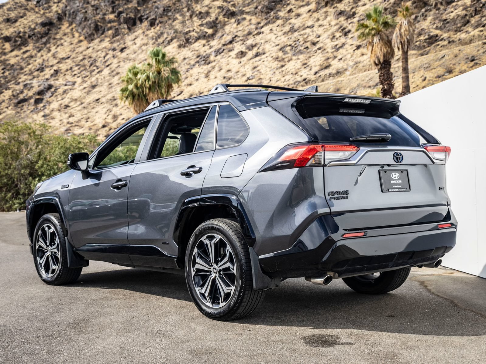 Used 2024 Toyota RAV4 XSE w/ Weather Package AWD/4WD image 6