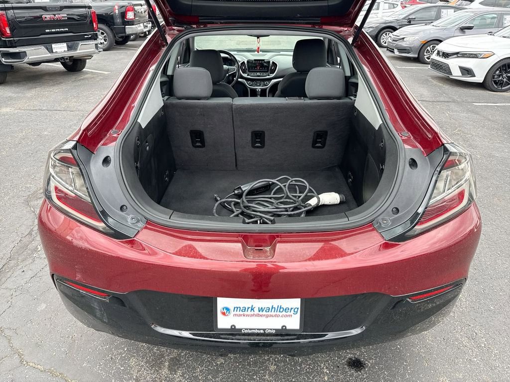 Used 2017 Chevrolet Volt LT FWD image 24