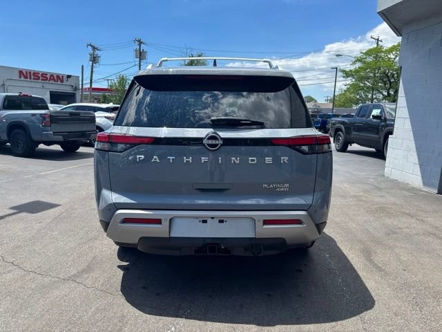 Used 2024 Nissan Pathfinder Platinum AWD/4WD image 3