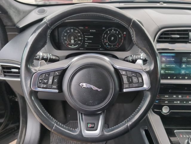 Used 2020 Jaguar F-PACE S AWD/4WD image 11