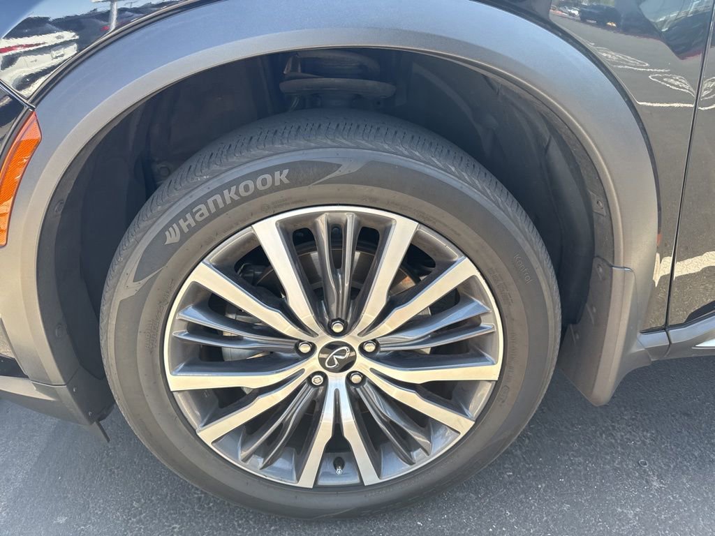 Used 2023 INFINITI QX60 Sensory w/ Vision Package AWD/4WD image 10