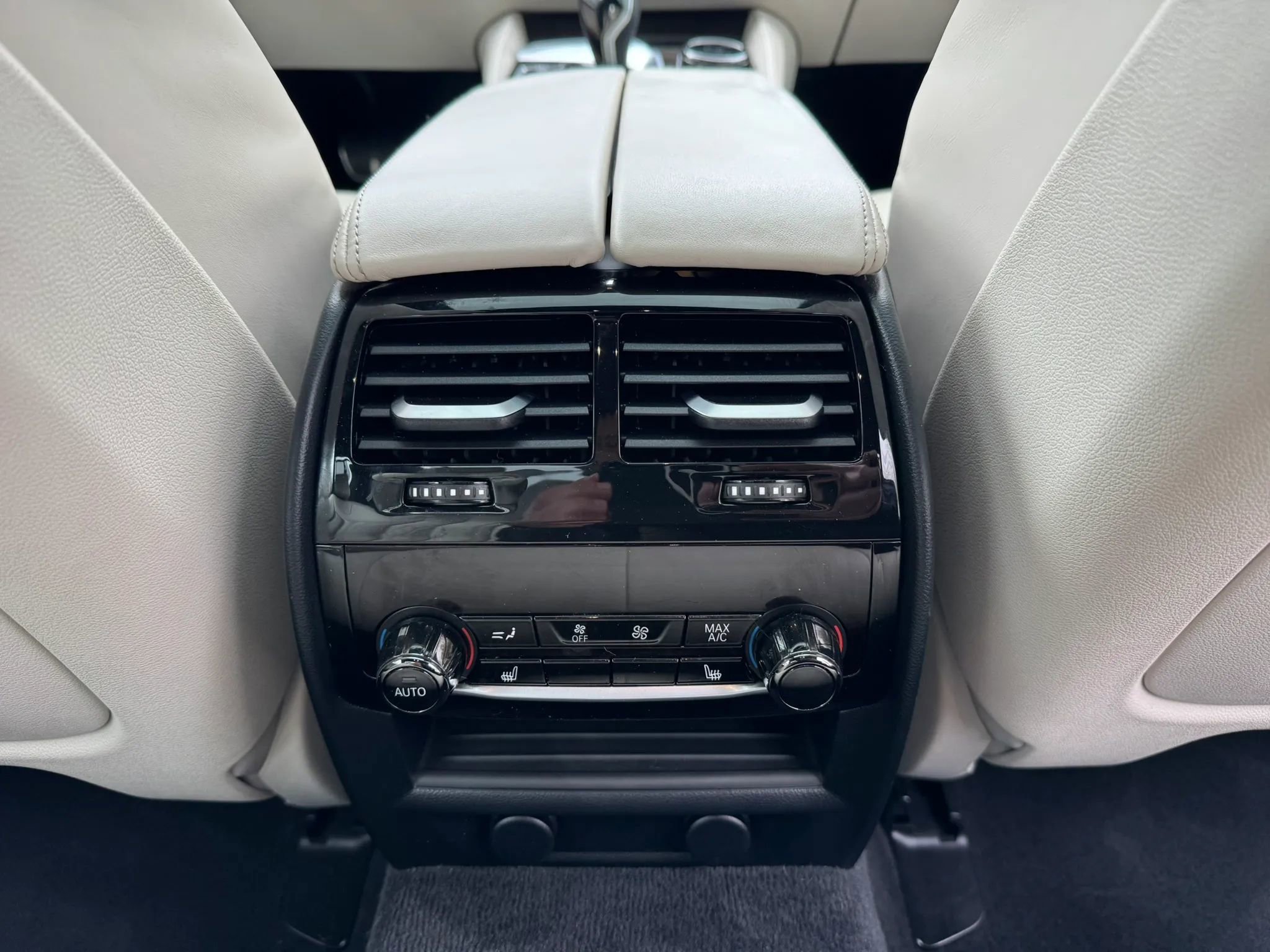 Used 2018 BMW 530e xDrive image 21