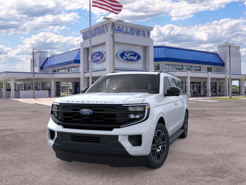 New 2026 Ford Expedition Max Active RWD image 2
