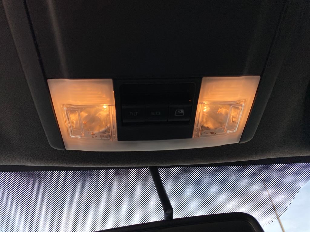 Used 2016 Ford F250 Platinum w/ FX4 Off-Road Package AWD/4WD image 39