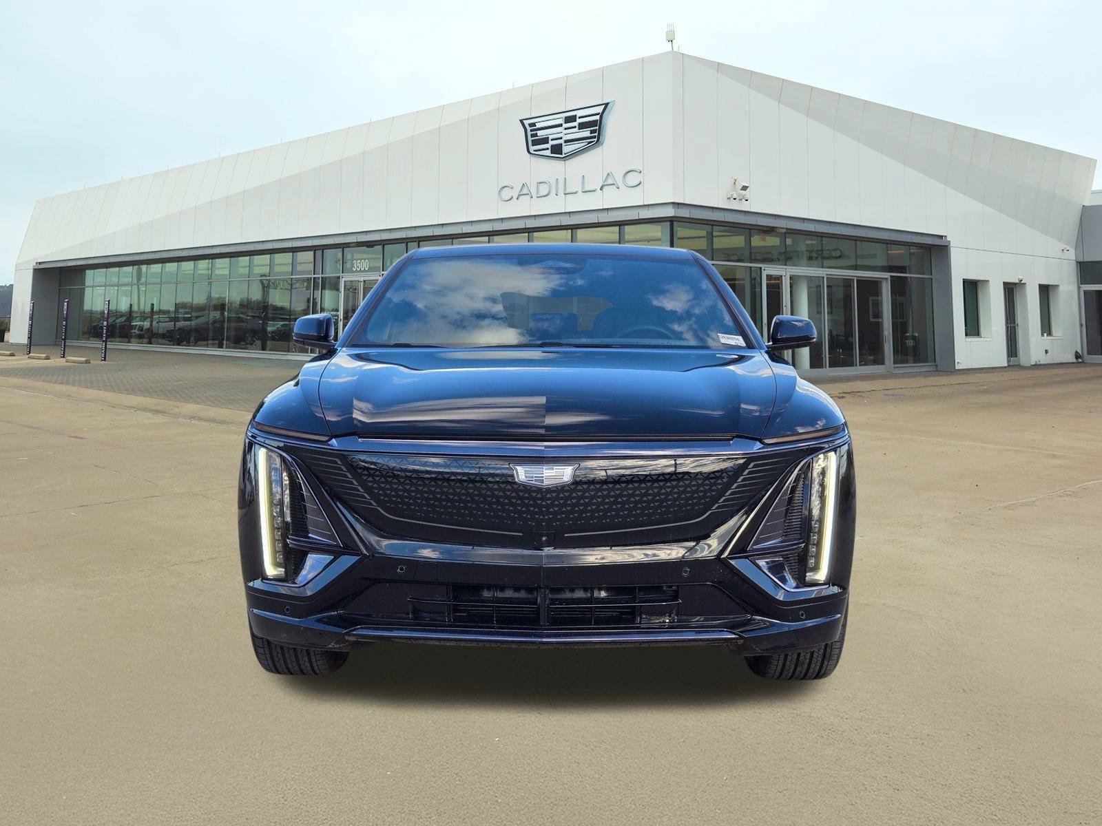 New 2026 Cadillac Lyriq Sport AWD/4WD image 2