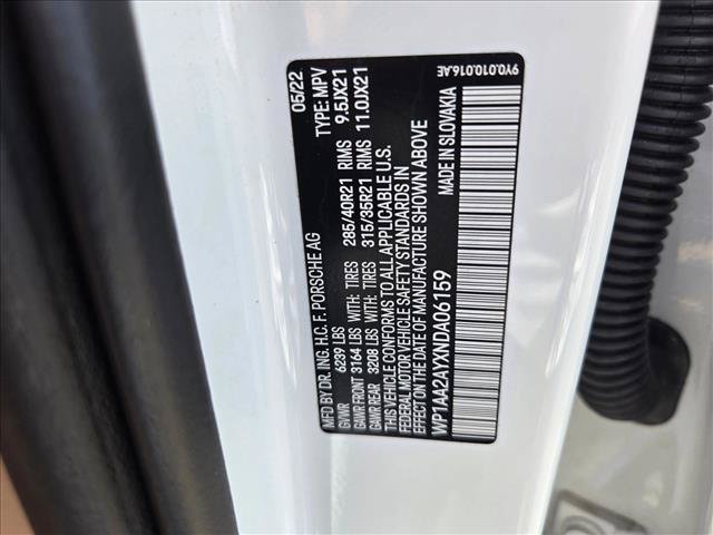 Used 2022 Porsche Cayenne AWD/4WD image 24