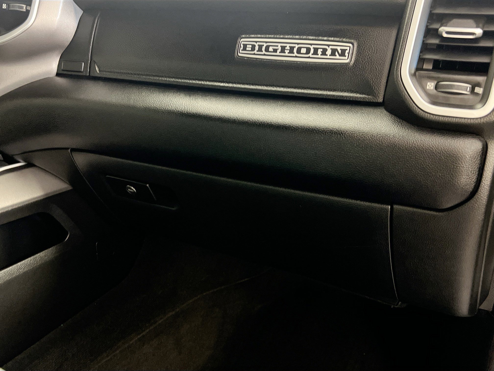 Used 2022 RAM 1500 Big Horn RWD image 35