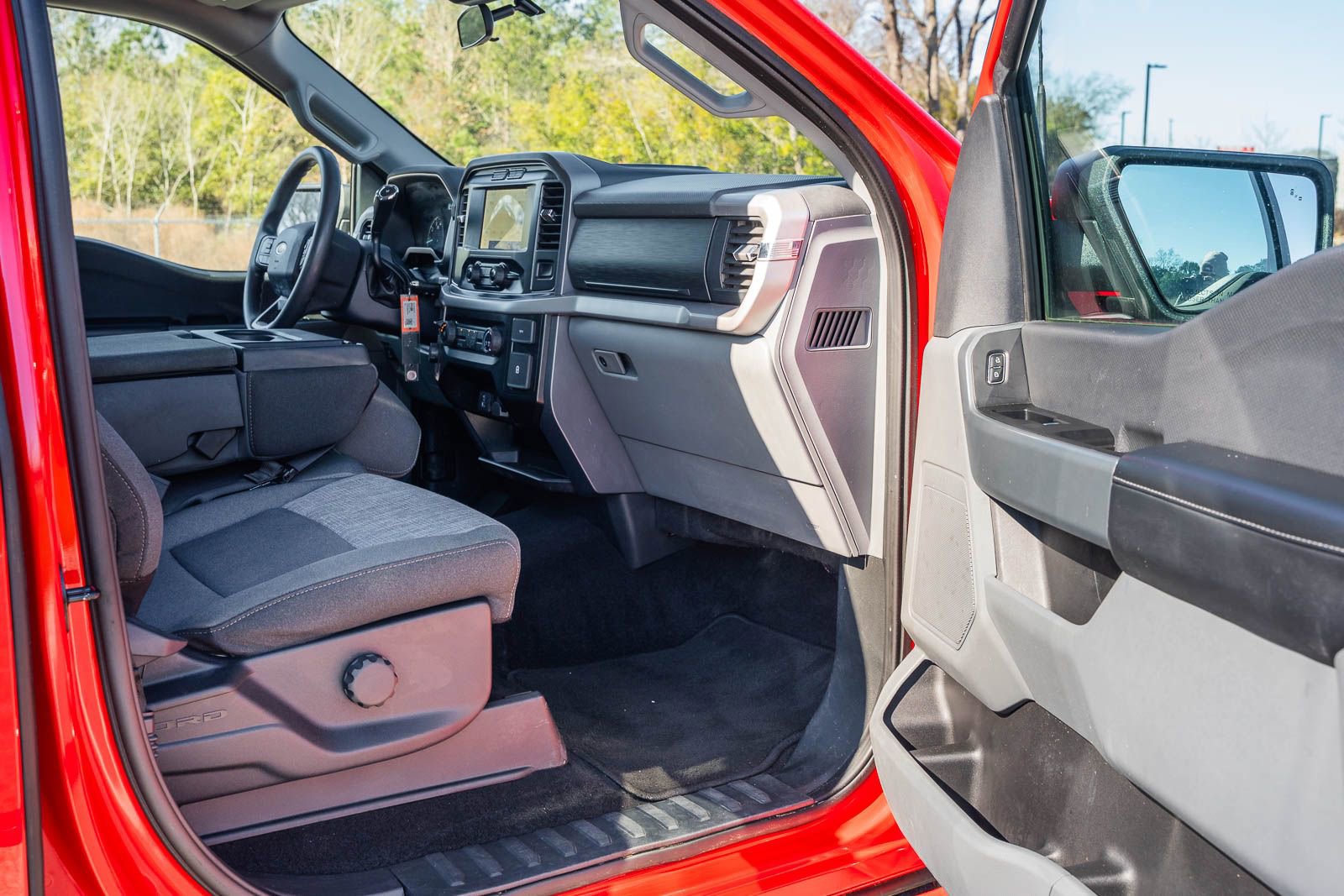 Used 2023 Ford F150 XLT image 12