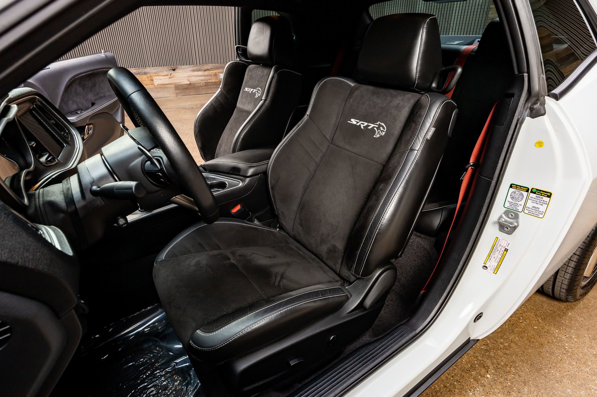 Used 2018 Dodge Challenger SRT Hellcat image 25