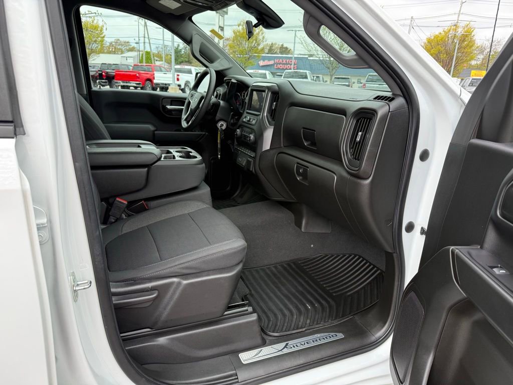 Used 2022 Chevrolet Silverado 1500 Custom w/ Rally Edition AWD/4WD image 15