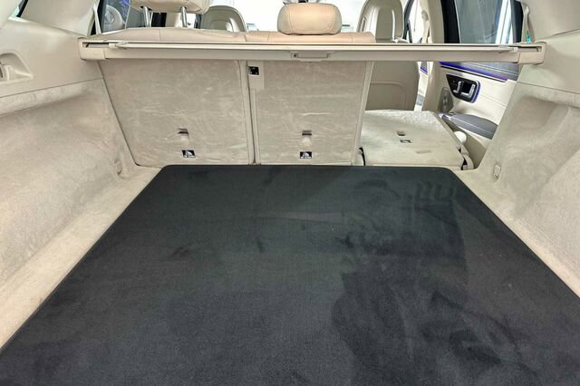 Certified 2023 Mercedes-Benz EQS 450+ 4MATIC SUV image 17
