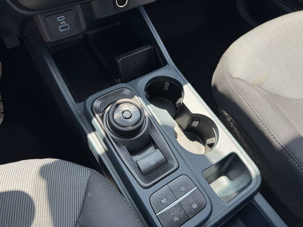 Used 2022 Ford Maverick XL image 32