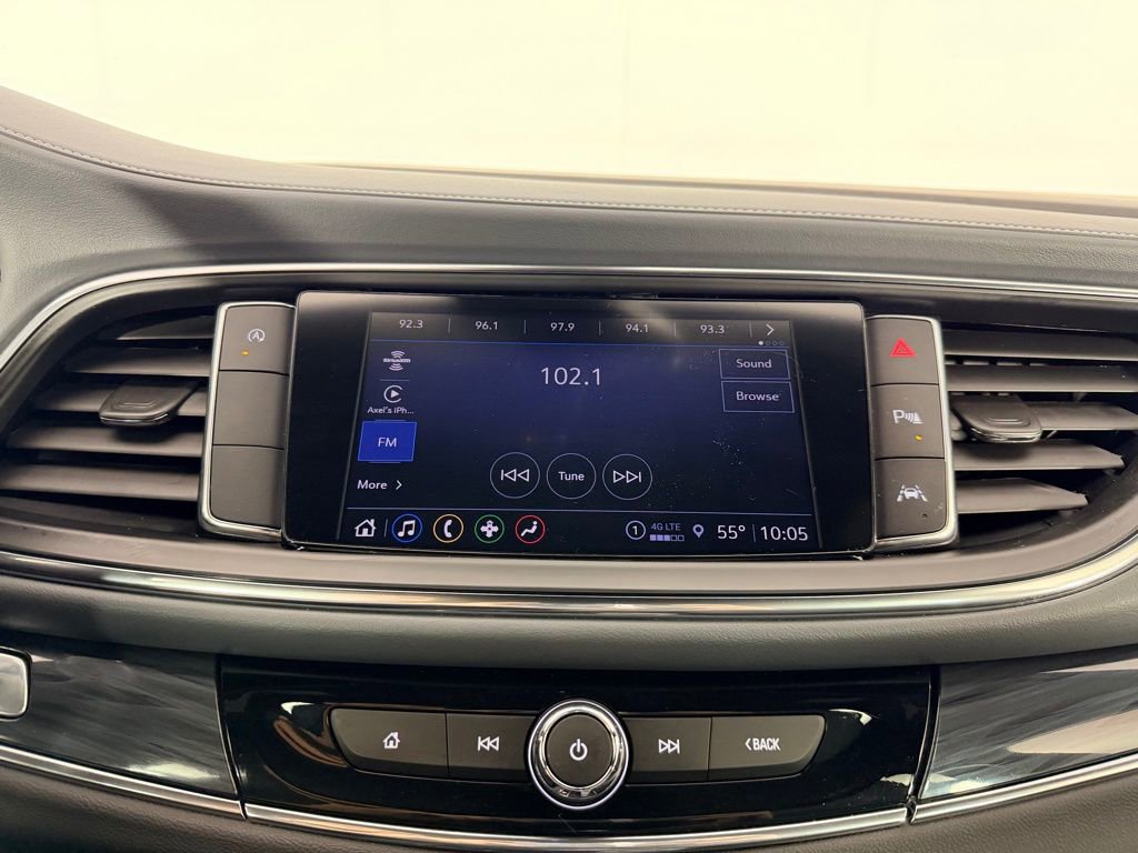 Used 2023 Buick Enclave Essence FWD image 18