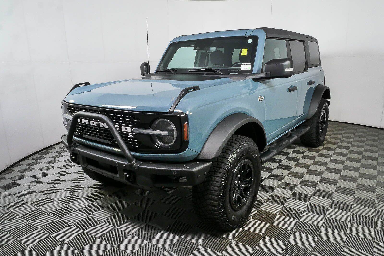 Used 2023 Ford Bronco Wildtrak AWD/4WD image 25