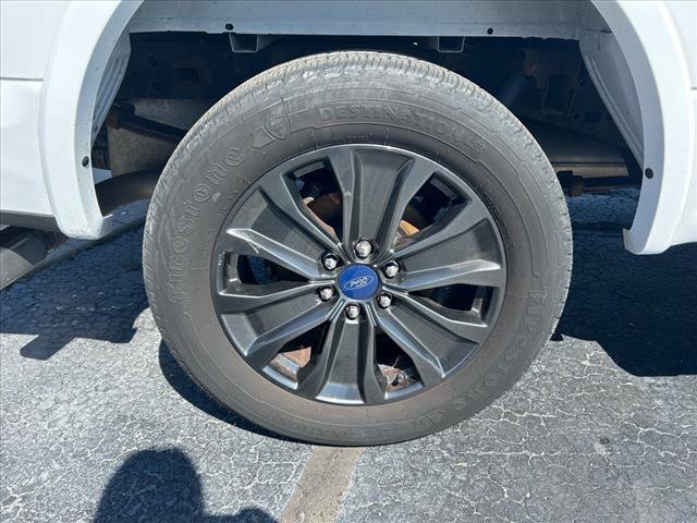 Used 2018 Ford F150 XLT w/ Equipment Group 302A Luxury AWD/4WD image 4