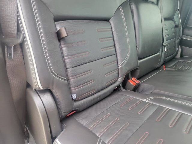 Used 2025 GMC Sierra 2500 AT4X AWD/4WD image 15