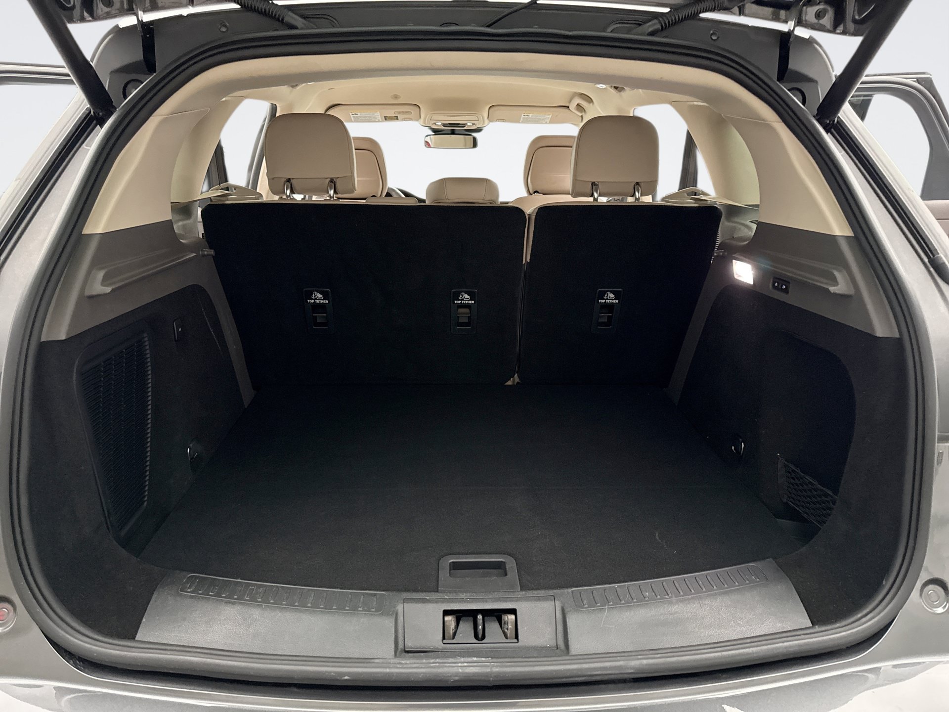 Used 2020 Lincoln Corsair AWD image 23