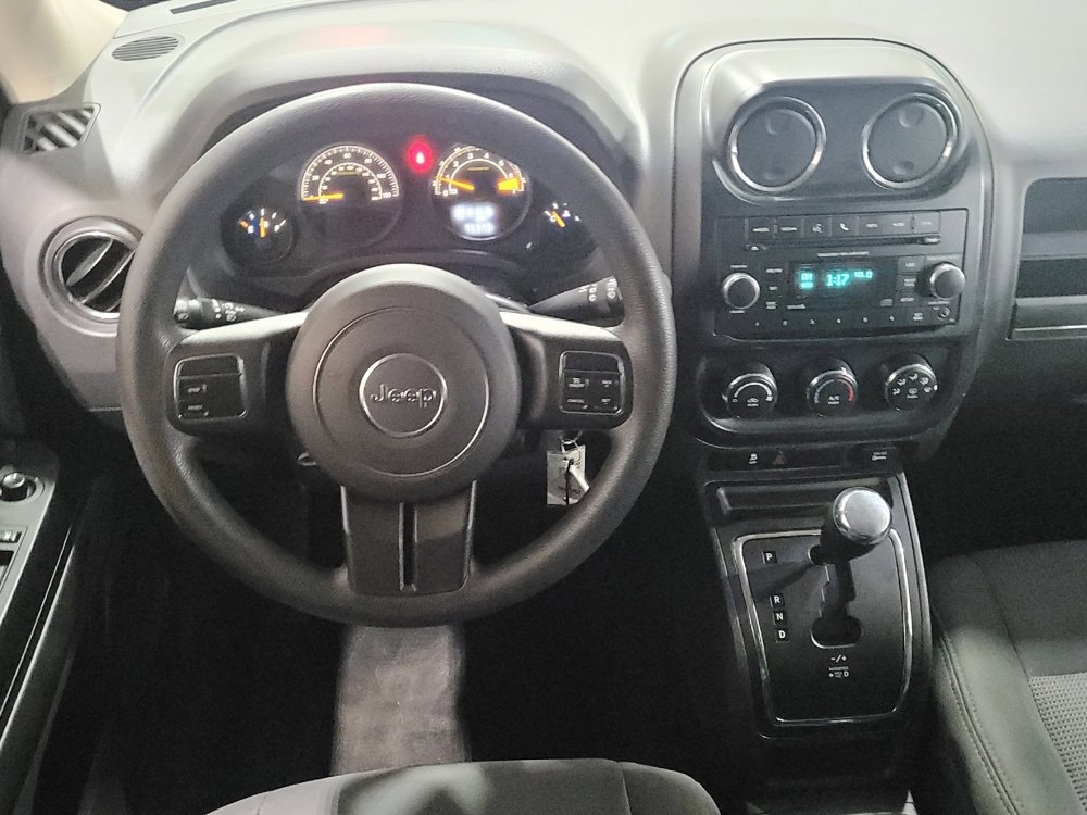 Used 2016 Jeep Patriot Sport w/ Power Value Group AWD/4WD image 22